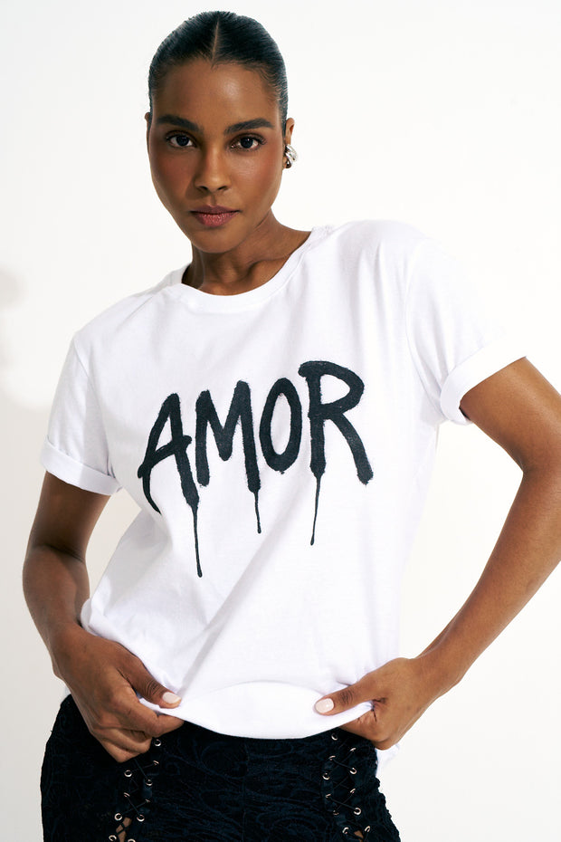 Tee AMOR Fundo Branco
