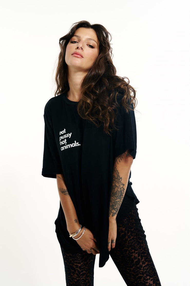 Camiseta Eat pussy Not animals