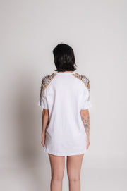 Camisa bordada a mão off