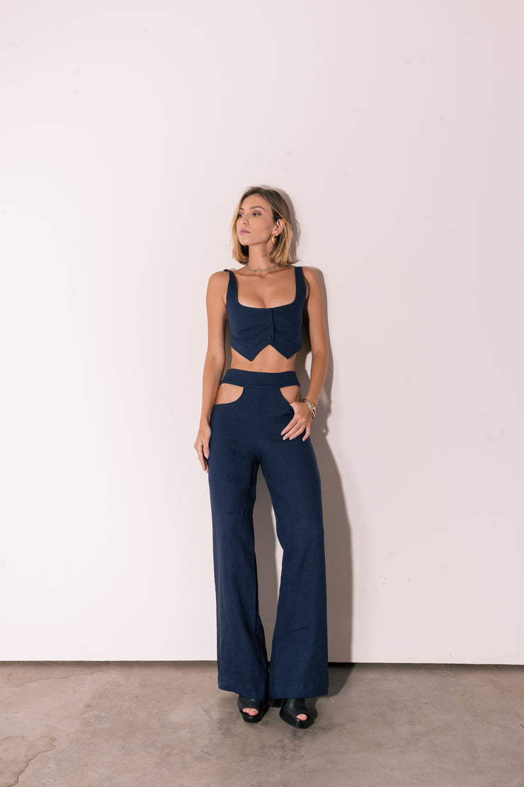 ⁠⁠Calça Alfaiataria com Abertura Cós