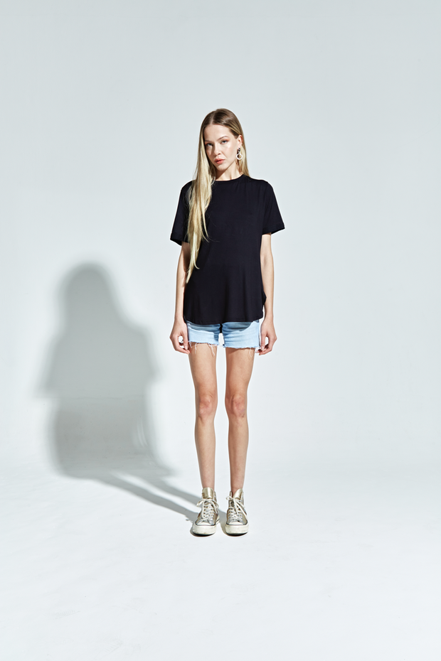 Tee Eco Barra Redonda Feminina Preta