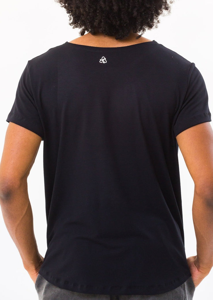 Camiseta Básica Bolso